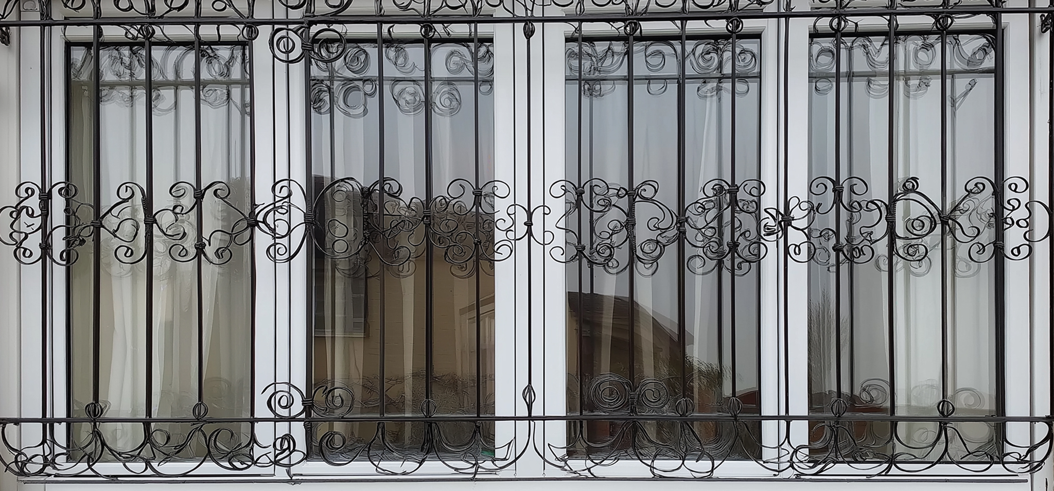 Как защитить квартиру на первом этаже