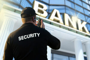 Как обеспечивается охрана банков