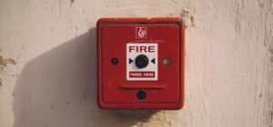 Зачем и как обслуживать пожарную сигнализацию